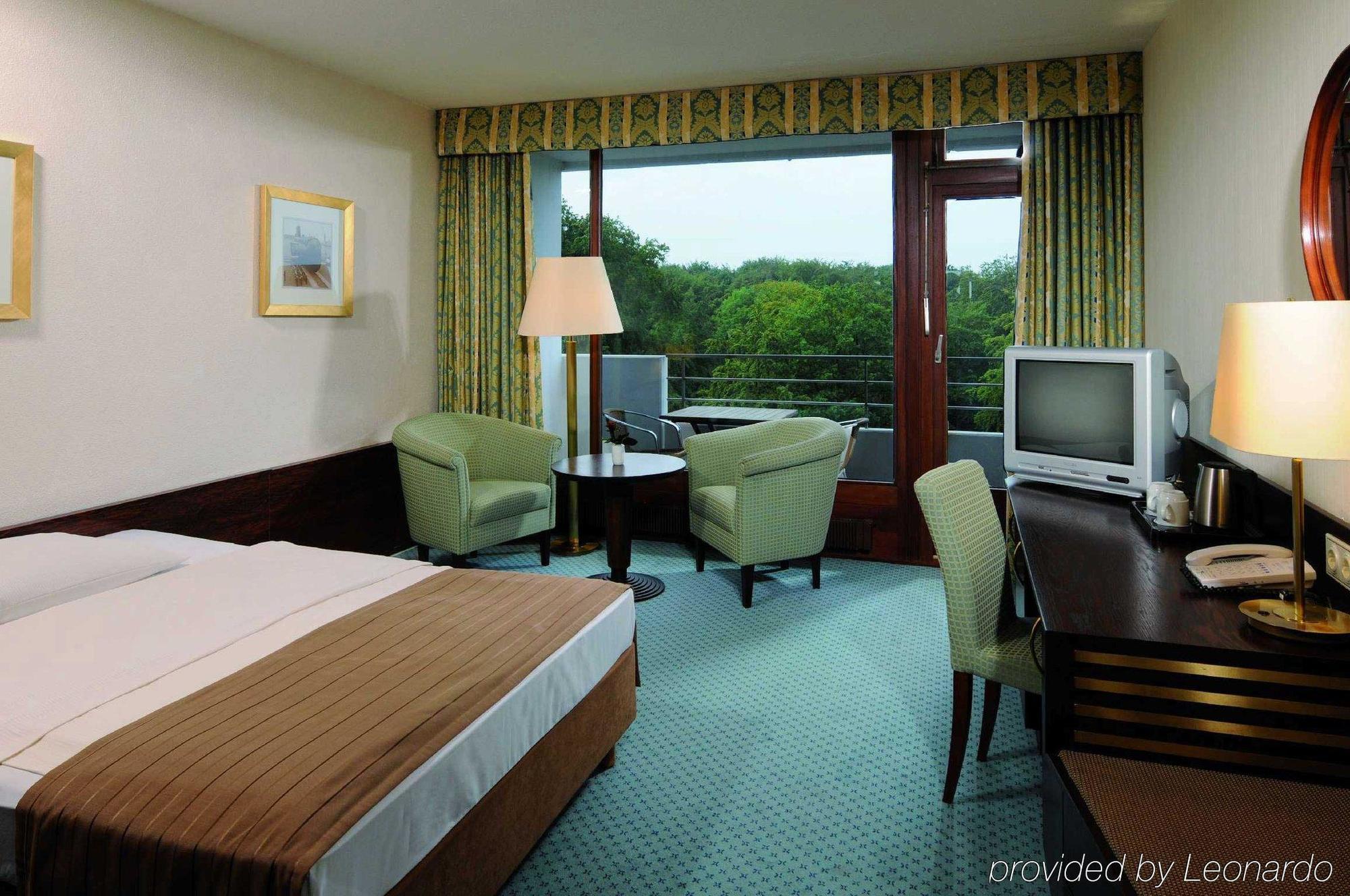 Maritim Bellevue Hotel 4*